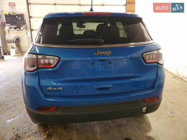 Синий Джип Компас, объемом двигателя 2 л и пробегом 9 тыс. км за 12400 $, фото 5 на Automoto.ua
