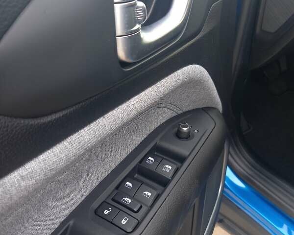 Синий Джип Компас, объемом двигателя 2 л и пробегом 1 тыс. км за 24000 $, фото 7 на Automoto.ua