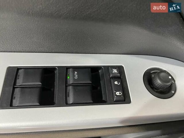 Зелений Джип Compass, об'ємом двигуна 2.36 л та пробігом 54 тис. км за 7999 $, фото 4 на Automoto.ua