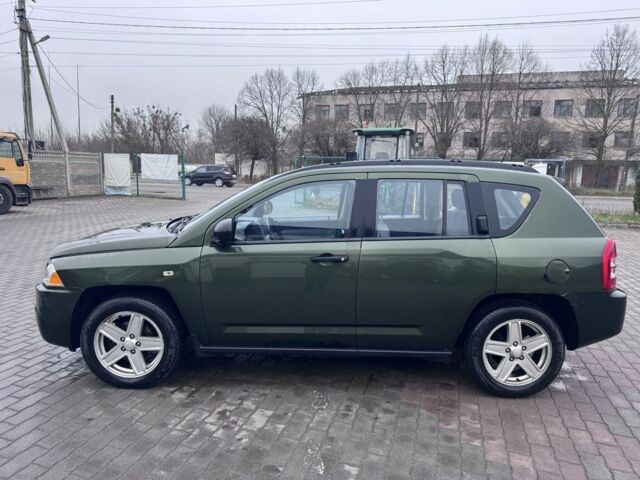 Зеленый Джип Компас, объемом двигателя 2 л и пробегом 305 тыс. км за 4499 $, фото 7 на Automoto.ua