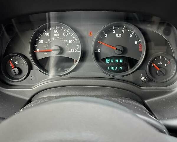 Зелений Джип Compass, об'ємом двигуна 2.36 л та пробігом 170 тис. км за 9400 $, фото 2 на Automoto.ua