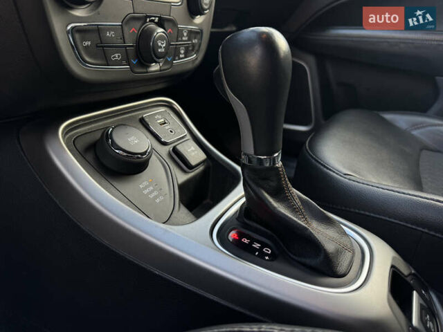 Зелений Джип Compass, об'ємом двигуна 2.36 л та пробігом 212 тис. км за 13000 $, фото 9 на Automoto.ua