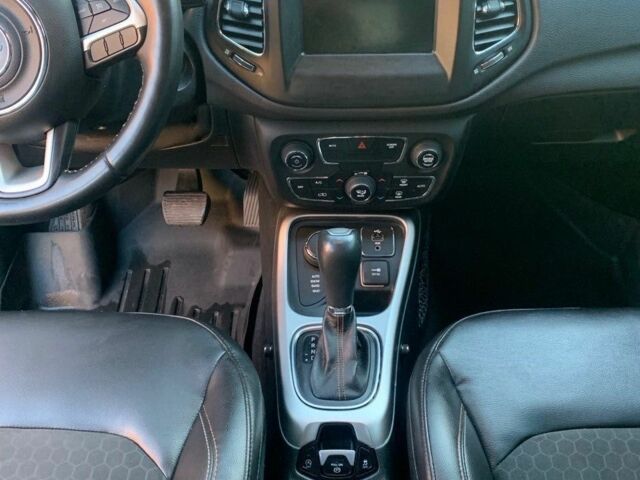 Зеленый Джип Компас, объемом двигателя 2.3 л и пробегом 150 тыс. км за 399 $, фото 9 на Automoto.ua