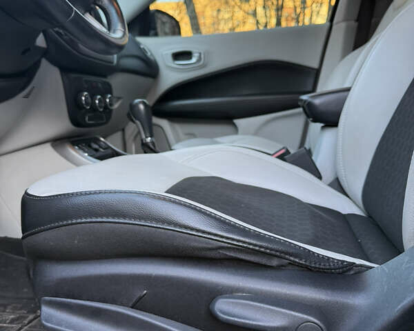 Зеленый Джип Компас, объемом двигателя 2.36 л и пробегом 103 тыс. км за 16000 $, фото 13 на Automoto.ua