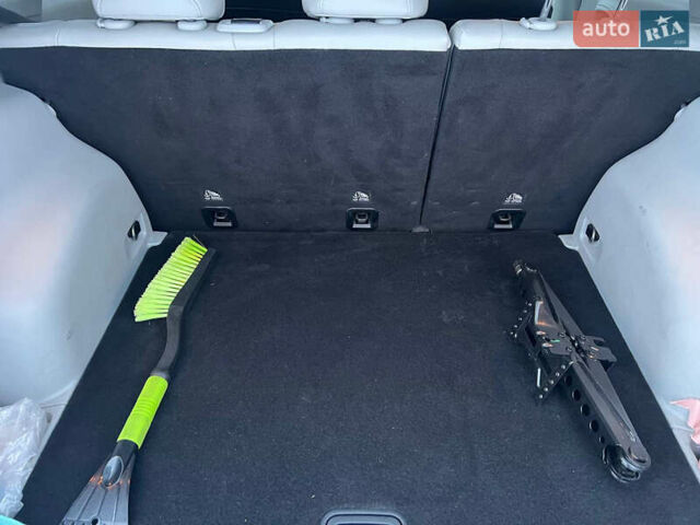 Зелений Джип Compass, об'ємом двигуна 2.4 л та пробігом 103 тис. км за 15200 $, фото 9 на Automoto.ua