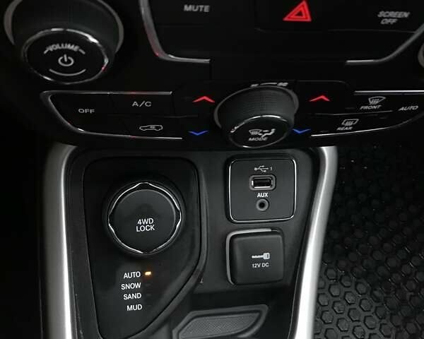 Зеленый Джип Компас, объемом двигателя 2.36 л и пробегом 129 тыс. км за 16500 $, фото 18 на Automoto.ua