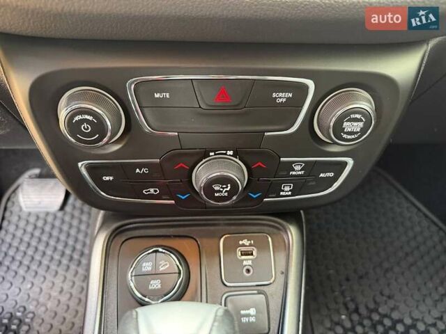 Оранжевый Джип Компас, объемом двигателя 2.4 л и пробегом 121 тыс. км за 16400 $, фото 16 на Automoto.ua