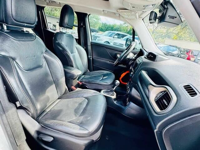 Джип Другая 2016 в Кропивницком (Кировограде) на Automoto.ua Белый Джип Другая, объемом двигателя 2.4 л и пробегом 73 тыс. км за 5600 $, фото 8 на Automoto.ua