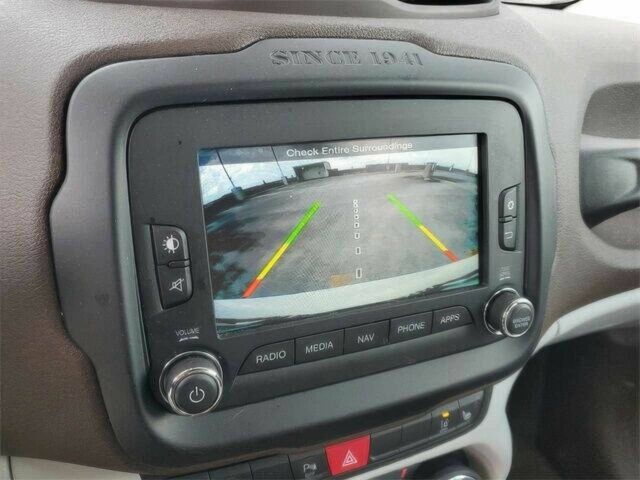 Белый Джип Другая, объемом двигателя 2.4 л и пробегом 70 тыс. км за 7000 $, фото 12 на Automoto.ua