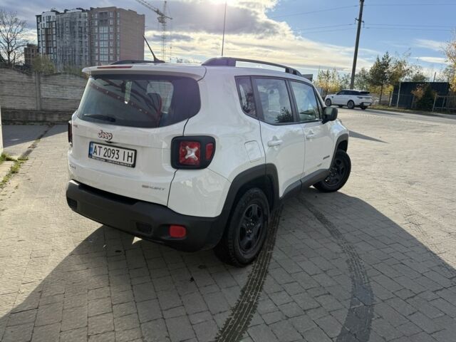 Білий Джип Інша, об'ємом двигуна 2.4 л та пробігом 177 тис. км за 13900 $, фото 2 на Automoto.ua