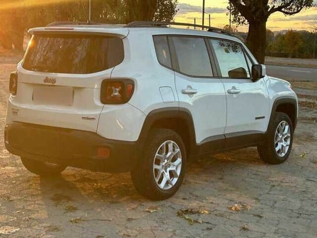 Белый Джип Другая, объемом двигателя 2.4 л и пробегом 77 тыс. км за 8600 $, фото 5 на Automoto.ua