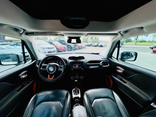 Джип Другая 2016 в Кропивницком (Кировограде) на Automoto.ua Белый Джип Другая, объемом двигателя 2.4 л и пробегом 73 тыс. км за 5600 $, фото 10 на Automoto.ua