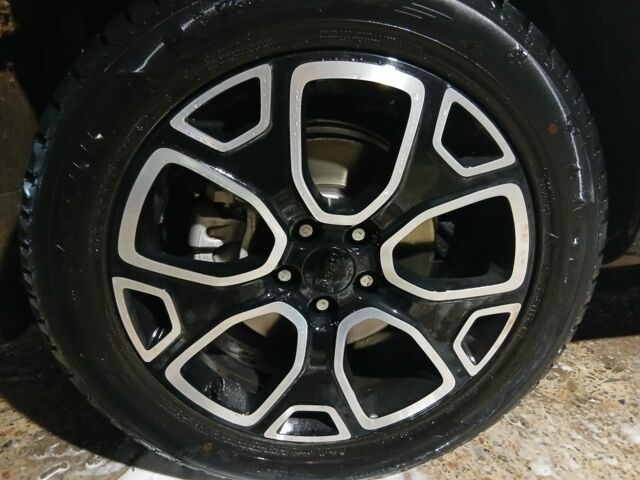 Белый Джип Другая, объемом двигателя 2.4 л и пробегом 173 тыс. км за 13400 $, фото 11 на Automoto.ua