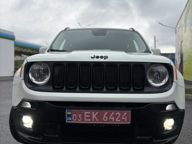 Білий Джип Інша, об'ємом двигуна 2.4 л та пробігом 230 тис. км за 12300 $, фото 4 на Automoto.ua