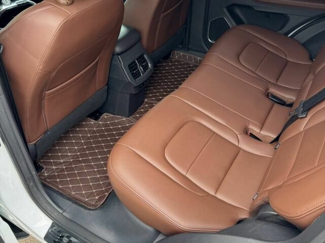 Білий Джип Інша, об'ємом двигуна 2 л та пробігом 150 тис. км за 17100 $, фото 6 на Automoto.ua