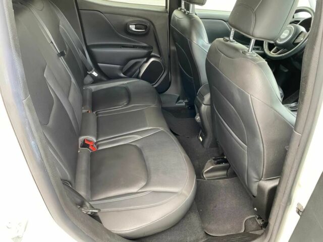 Белый Джип Другая, объемом двигателя 2.4 л и пробегом 47 тыс. км за 7100 $, фото 11 на Automoto.ua