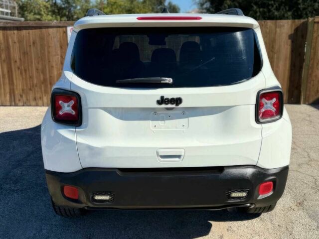 Белый Джип Другая, объемом двигателя 2.4 л и пробегом 34 тыс. км за 10200 $, фото 6 на Automoto.ua