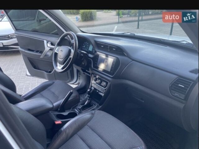 Белый Джип Другая, объемом двигателя 1.6 л и пробегом 88 тыс. км за 8600 $, фото 1 на Automoto.ua