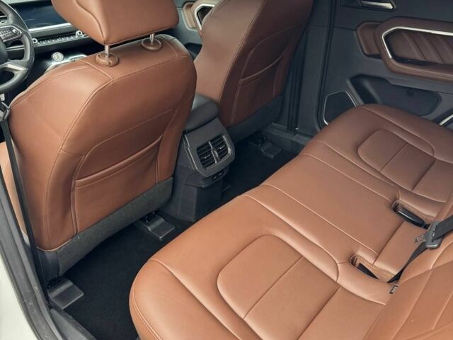 Белый Джип Другая, объемом двигателя 2 л и пробегом 150 тыс. км за 17100 $, фото 3 на Automoto.ua