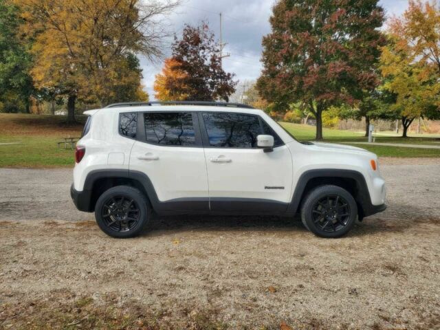 Білий Джип Інша, об'ємом двигуна 1.3 л та пробігом 49 тис. км за 12000 $, фото 3 на Automoto.ua