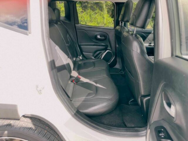 Белый Джип Другая, объемом двигателя 1.3 л и пробегом 46 тыс. км за 8600 $, фото 10 на Automoto.ua