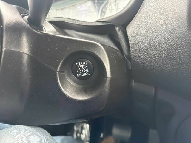 Белый Джип Другая, объемом двигателя 2.4 л и пробегом 32 тыс. км за 4000 $, фото 11 на Automoto.ua