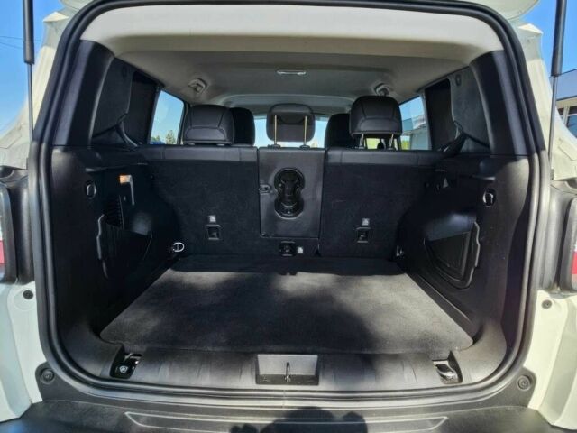 Белый Джип Другая, объемом двигателя 1.3 л и пробегом 30 тыс. км за 4500 $, фото 13 на Automoto.ua