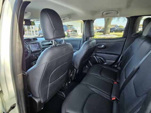 Белый Джип Другая, объемом двигателя 1.3 л и пробегом 30 тыс. км за 4500 $, фото 10 на Automoto.ua