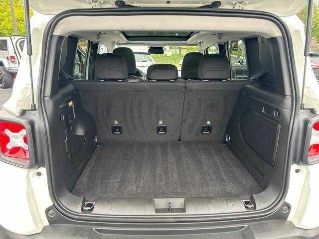 Белый Джип Другая, объемом двигателя 1.3 л и пробегом 24 тыс. км за 7000 $, фото 23 на Automoto.ua