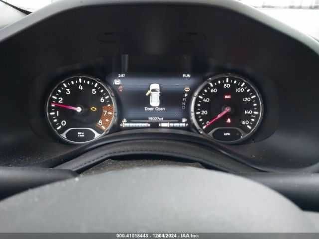 Белый Джип Другая, объемом двигателя 1.3 л и пробегом 18 тыс. км за 4000 $, фото 6 на Automoto.ua