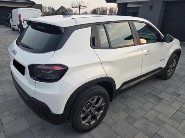 Белый Джип Другая, объемом двигателя 0 л и пробегом 13 тыс. км за 16999 $, фото 4 на Automoto.ua