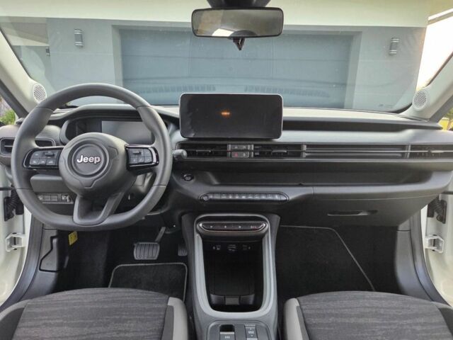 Белый Джип Другая, объемом двигателя 0 л и пробегом 13 тыс. км за 16999 $, фото 13 на Automoto.ua