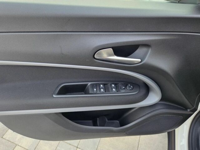 Белый Джип Другая, объемом двигателя 0 л и пробегом 13 тыс. км за 16999 $, фото 15 на Automoto.ua