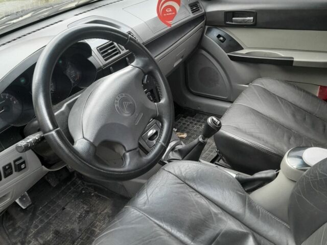 Бежевий Джип Інша, об'ємом двигуна 1.5 л та пробігом 162 тис. км за 2000 $, фото 3 на Automoto.ua