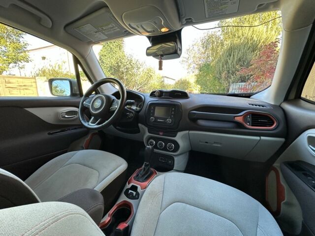 Бежевый Джип Другая, объемом двигателя 2.4 л и пробегом 83 тыс. км за 11950 $, фото 13 на Automoto.ua