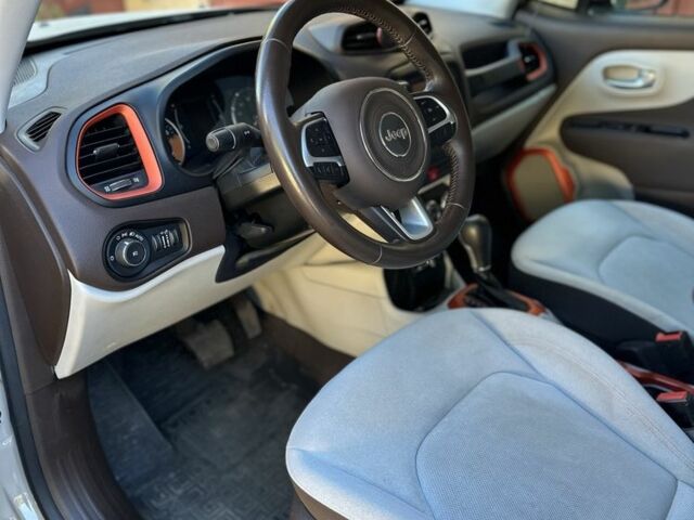 Бежевый Джип Другая, объемом двигателя 2.4 л и пробегом 83 тыс. км за 11950 $, фото 6 на Automoto.ua