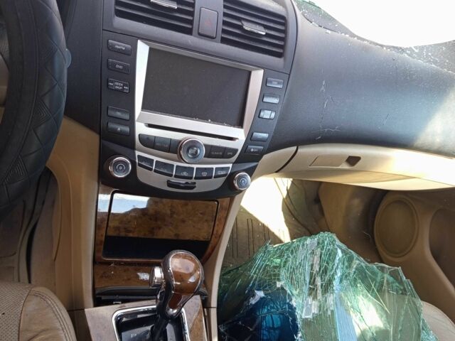 Чорний Джип Інша, об'ємом двигуна 2 л та пробігом 180 тис. км за 1500 $, фото 2 на Automoto.ua