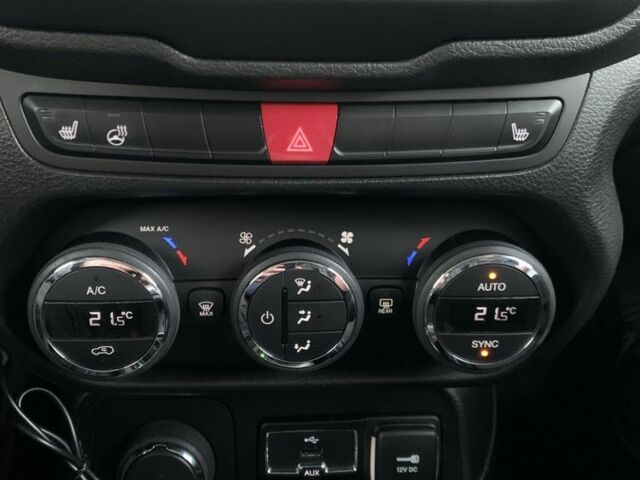 Черный Джип Другая, объемом двигателя 2.4 л и пробегом 213 тыс. км за 12000 $, фото 10 на Automoto.ua