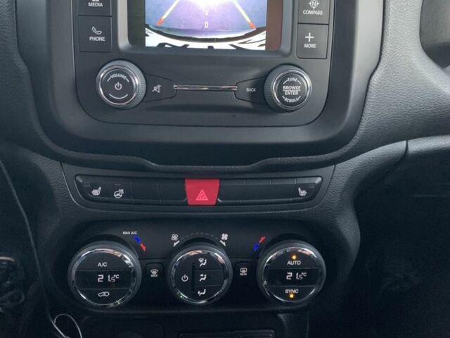 Черный Джип Другая, объемом двигателя 2.4 л и пробегом 213 тыс. км за 12000 $, фото 11 на Automoto.ua