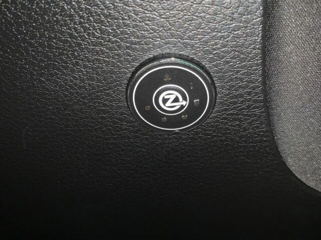 Черный Джип Другая, объемом двигателя 2.4 л и пробегом 213 тыс. км за 12000 $, фото 17 на Automoto.ua