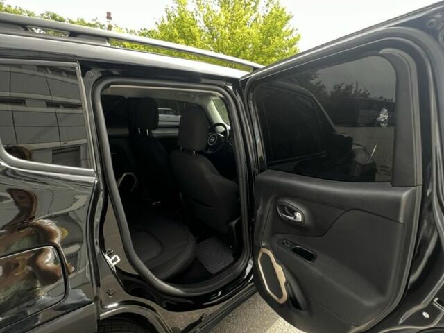 Черный Джип Другая, объемом двигателя 2.4 л и пробегом 121 тыс. км за 13000 $, фото 16 на Automoto.ua