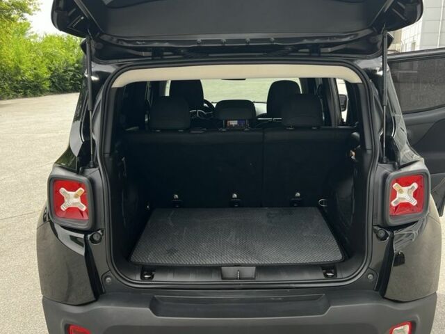 Черный Джип Другая, объемом двигателя 2.4 л и пробегом 121 тыс. км за 13000 $, фото 5 на Automoto.ua