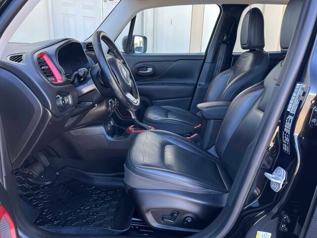 Черный Джип Другая, объемом двигателя 2.4 л и пробегом 74 тыс. км за 8000 $, фото 6 на Automoto.ua