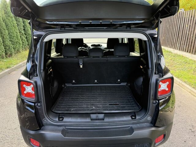 Черный Джип Другая, объемом двигателя 2.4 л и пробегом 190 тыс. км за 11800 $, фото 21 на Automoto.ua