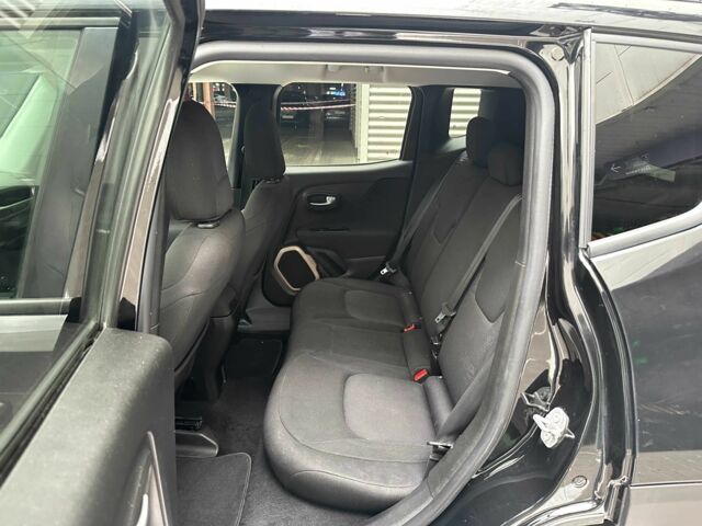 Черный Джип Другая, объемом двигателя 2.4 л и пробегом 313 тыс. км за 12500 $, фото 21 на Automoto.ua