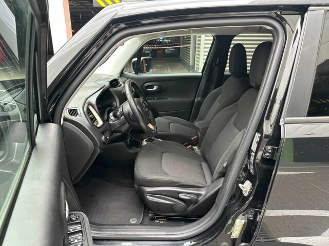 Черный Джип Другая, объемом двигателя 2.4 л и пробегом 313 тыс. км за 12500 $, фото 14 на Automoto.ua