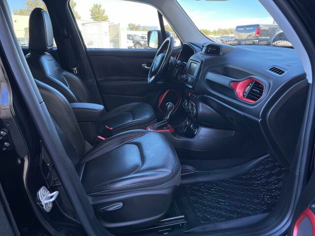 Черный Джип Другая, объемом двигателя 2.4 л и пробегом 74 тыс. км за 8000 $, фото 11 на Automoto.ua