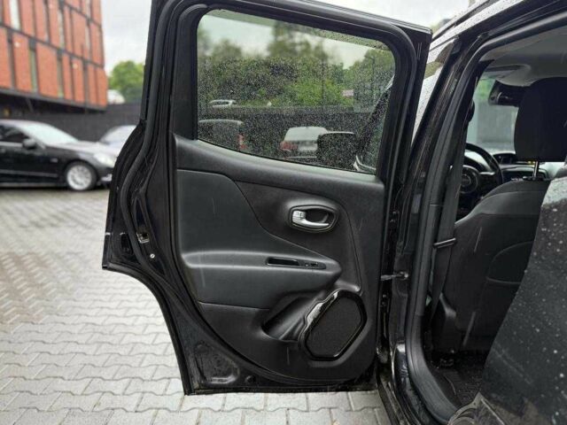 Черный Джип Другая, объемом двигателя 2.4 л и пробегом 189 тыс. км за 12500 $, фото 21 на Automoto.ua