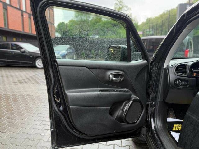 Черный Джип Другая, объемом двигателя 2.4 л и пробегом 189 тыс. км за 12500 $, фото 6 на Automoto.ua