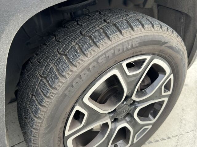 Черный Джип Другая, объемом двигателя 2.4 л и пробегом 116 тыс. км за 12900 $, фото 21 на Automoto.ua